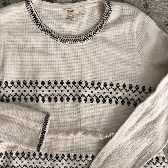Yerse Sweater with Fringe Size L - Picture 2 of 4